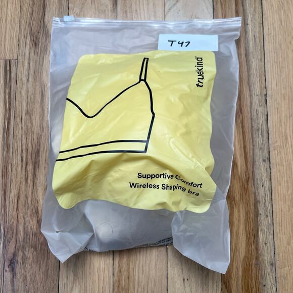 NEW TrueKind Women's M Supportive Comfort Wireless Shaping Bra Beige Nude Cream - Picture 8 of 8